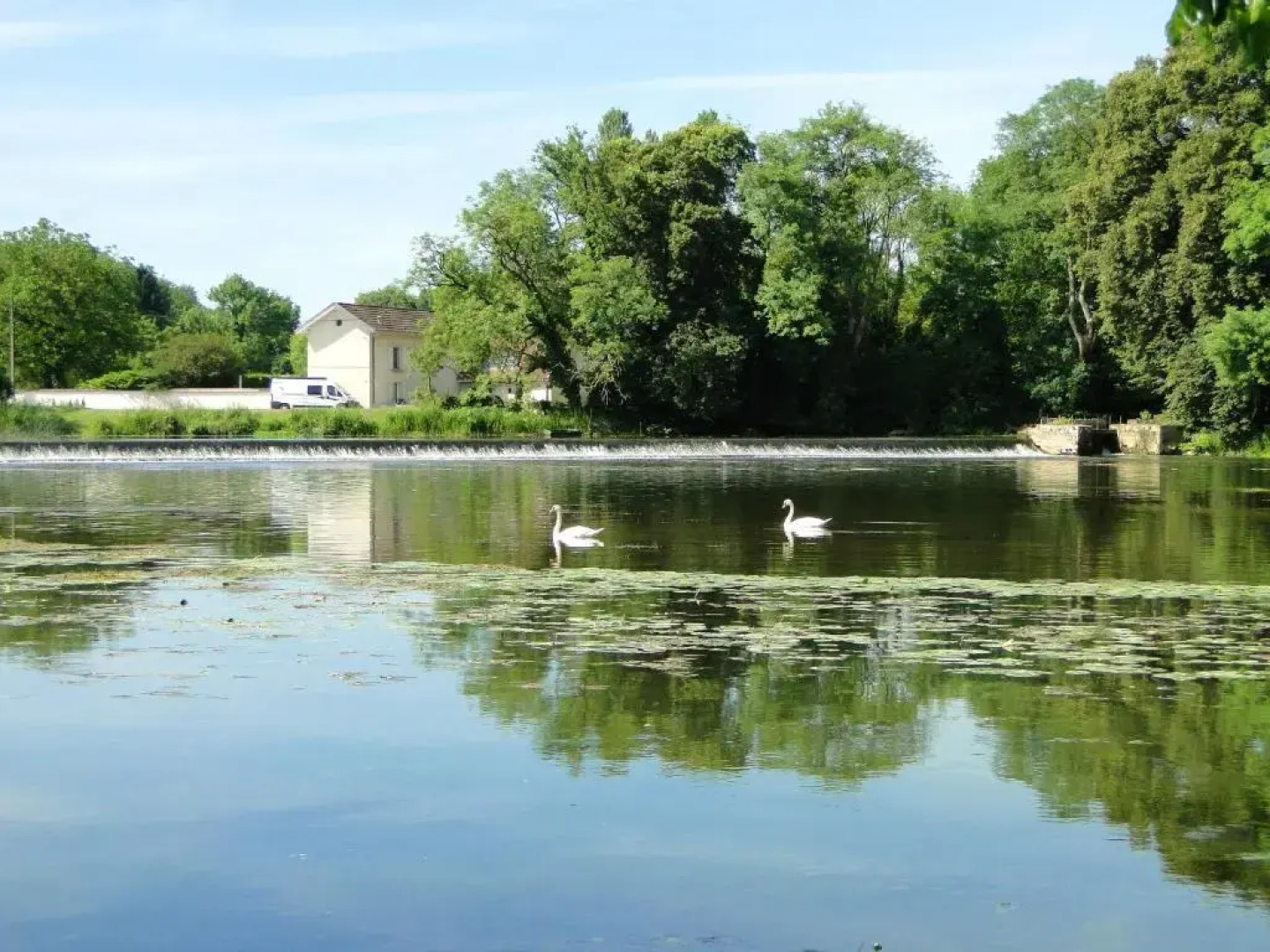 House With 2 Bedrooms in Vanne, With Furnished Garden and Wifi