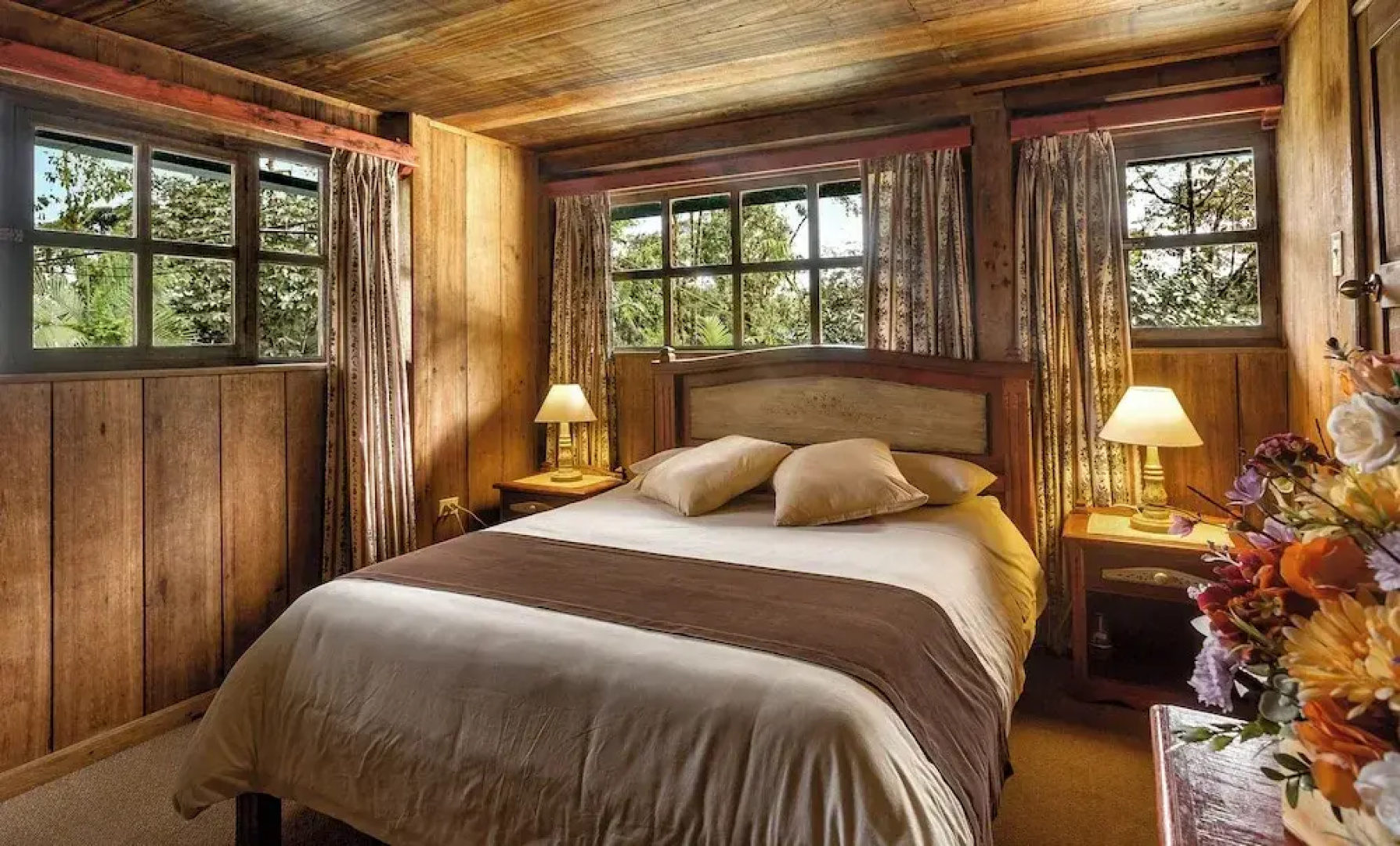 Sachatamia Lodge