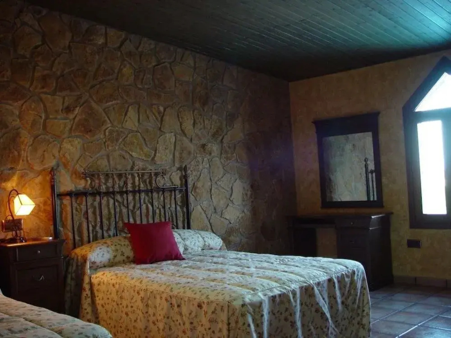 Hotel Viñedos y Bodegas El Castillo