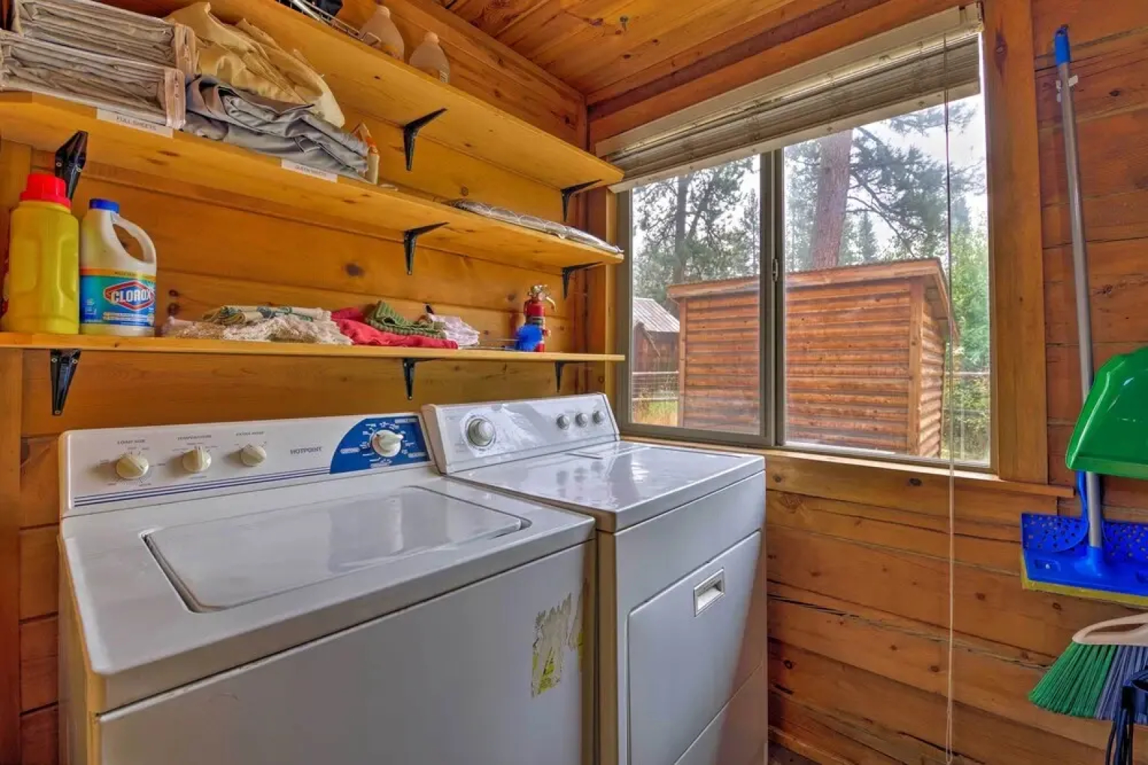 Rustic Idaho Cabin < 10 Mi to Payette Lake!