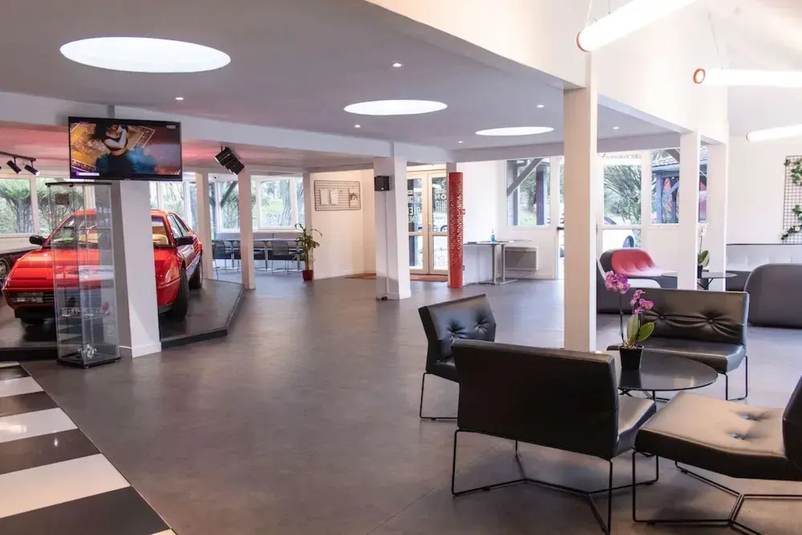 Enzo Trappes by Kyriad Direct