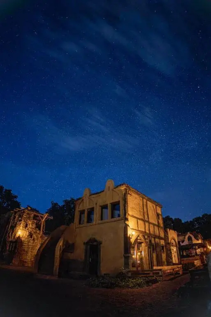 Havenburg Bildhauer Wohnung unten rechts