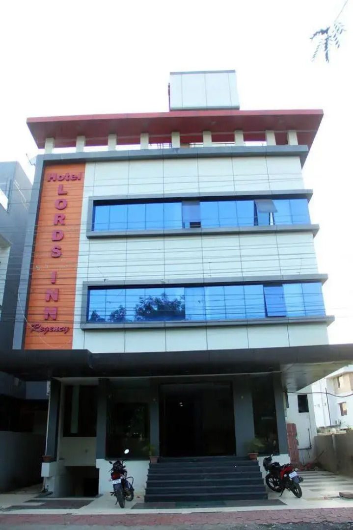 Vista Rooms at Bapu Gandhi Nagar