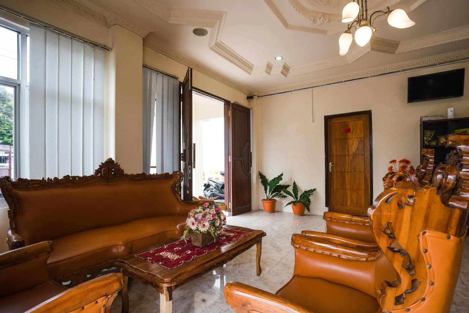 Le Reve Residence by OYO Rooms