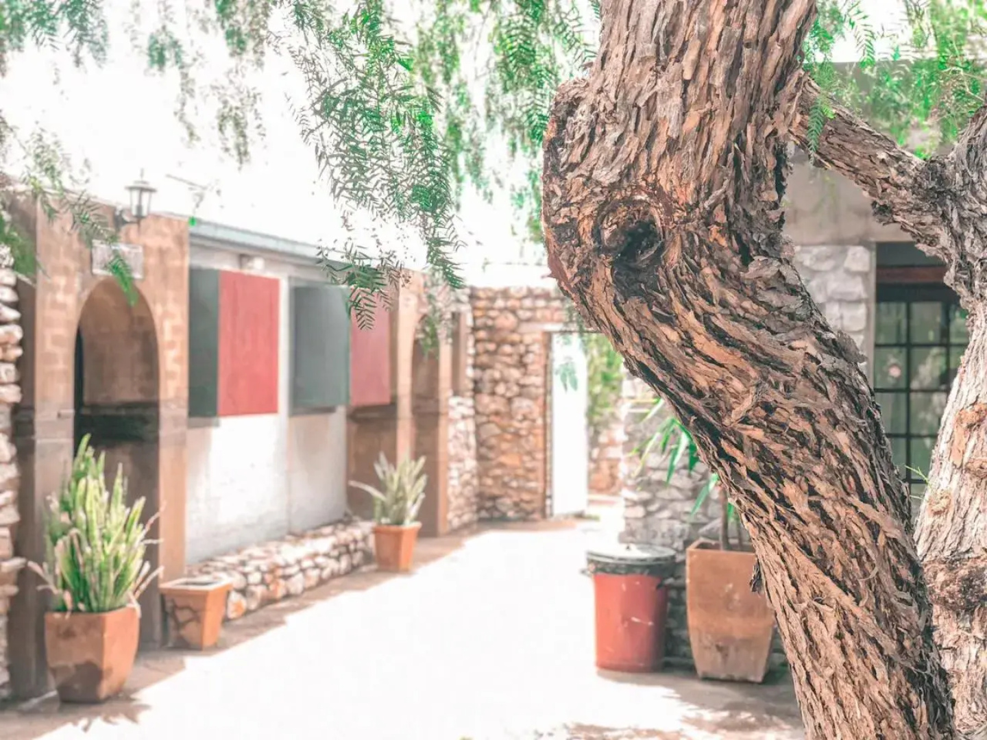 Nkisi Guesthouse