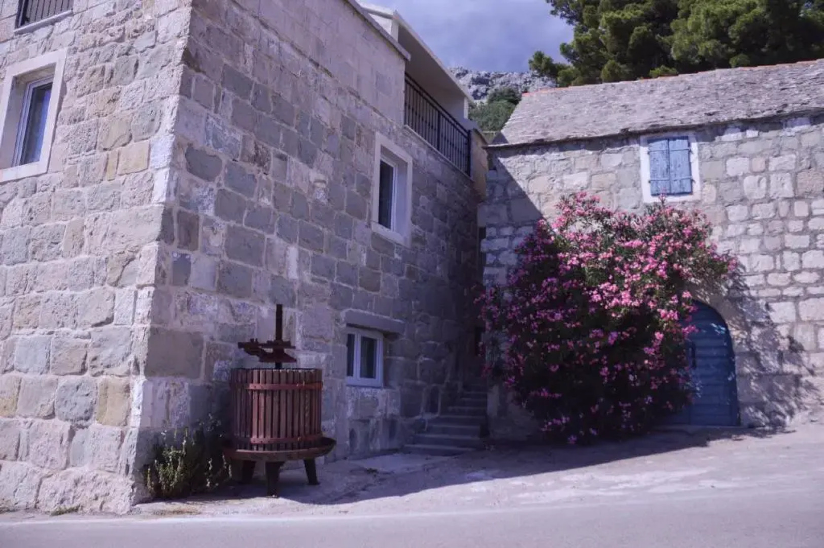 Old stone house Klarić