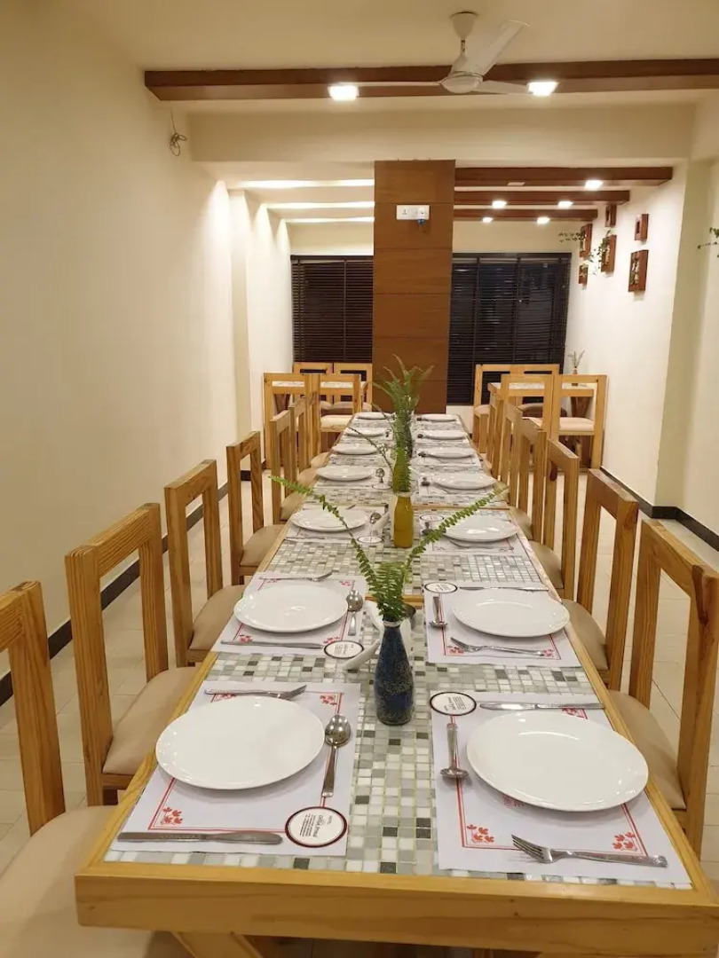 OYO Rooms Mussoorie Library