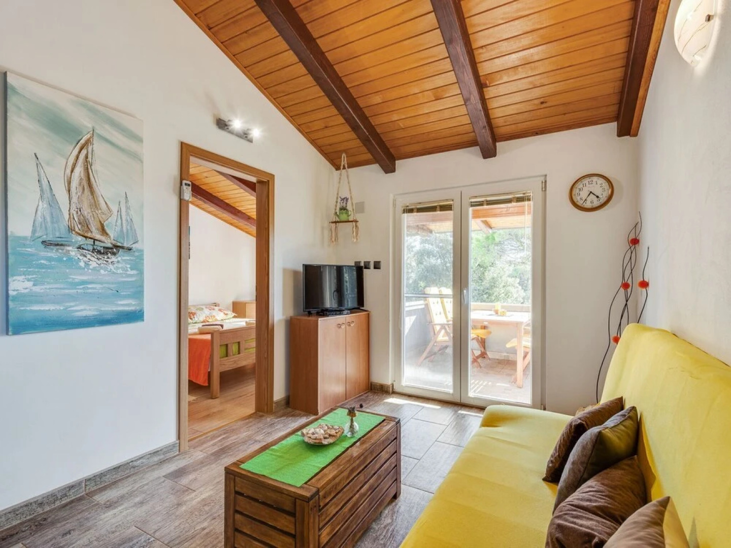 Rustic Cottage in Silba With Garden