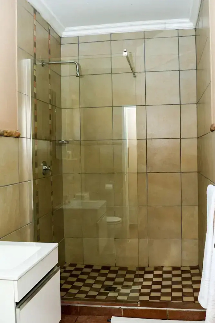 Thaba Legae Guest Lodge