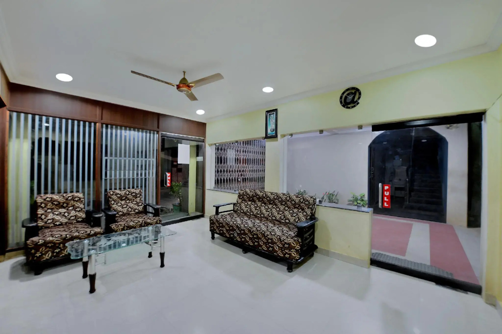 OYO 22499 Vishnu Residency