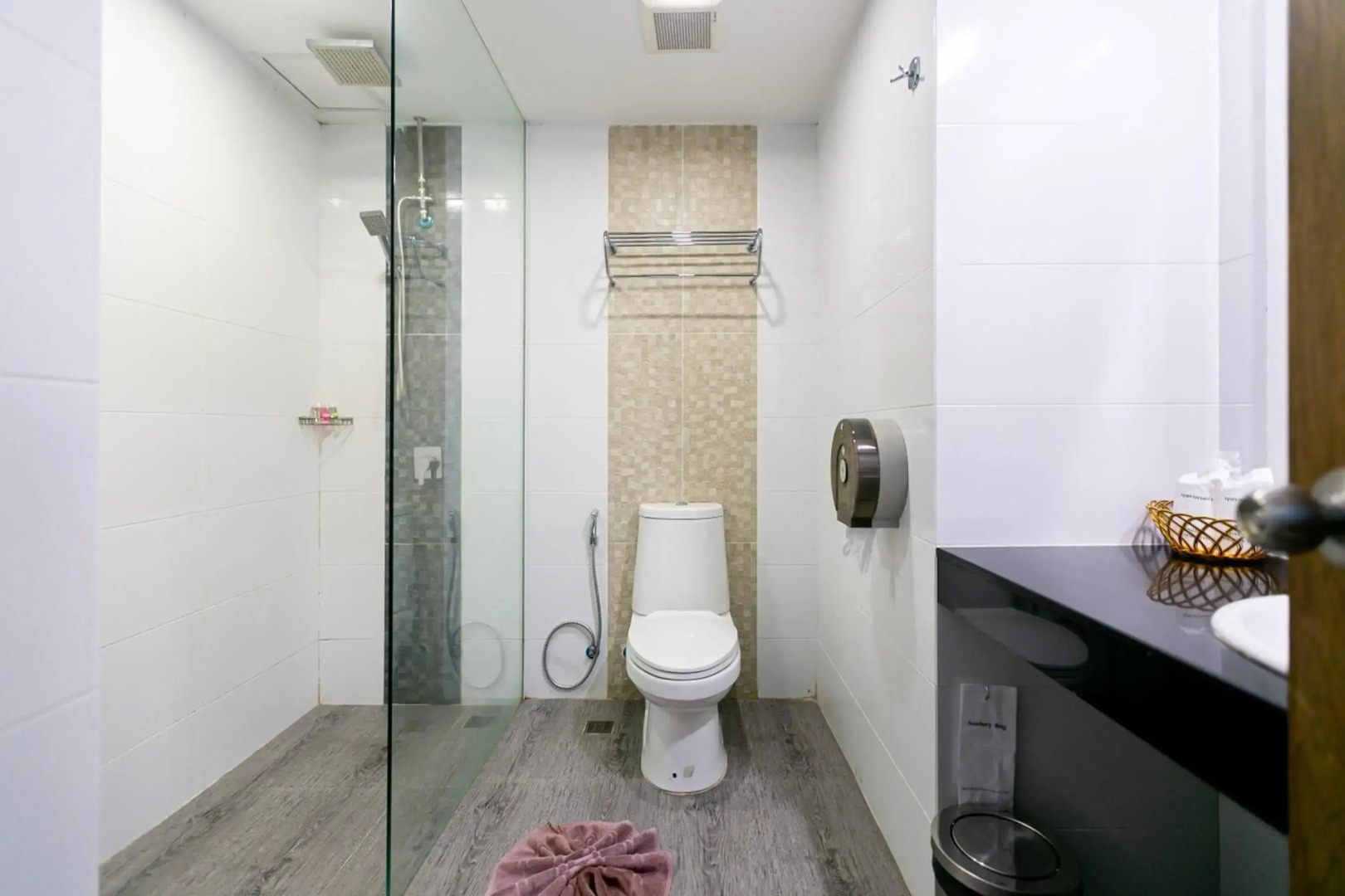 Grand Ratchapruek Hotel