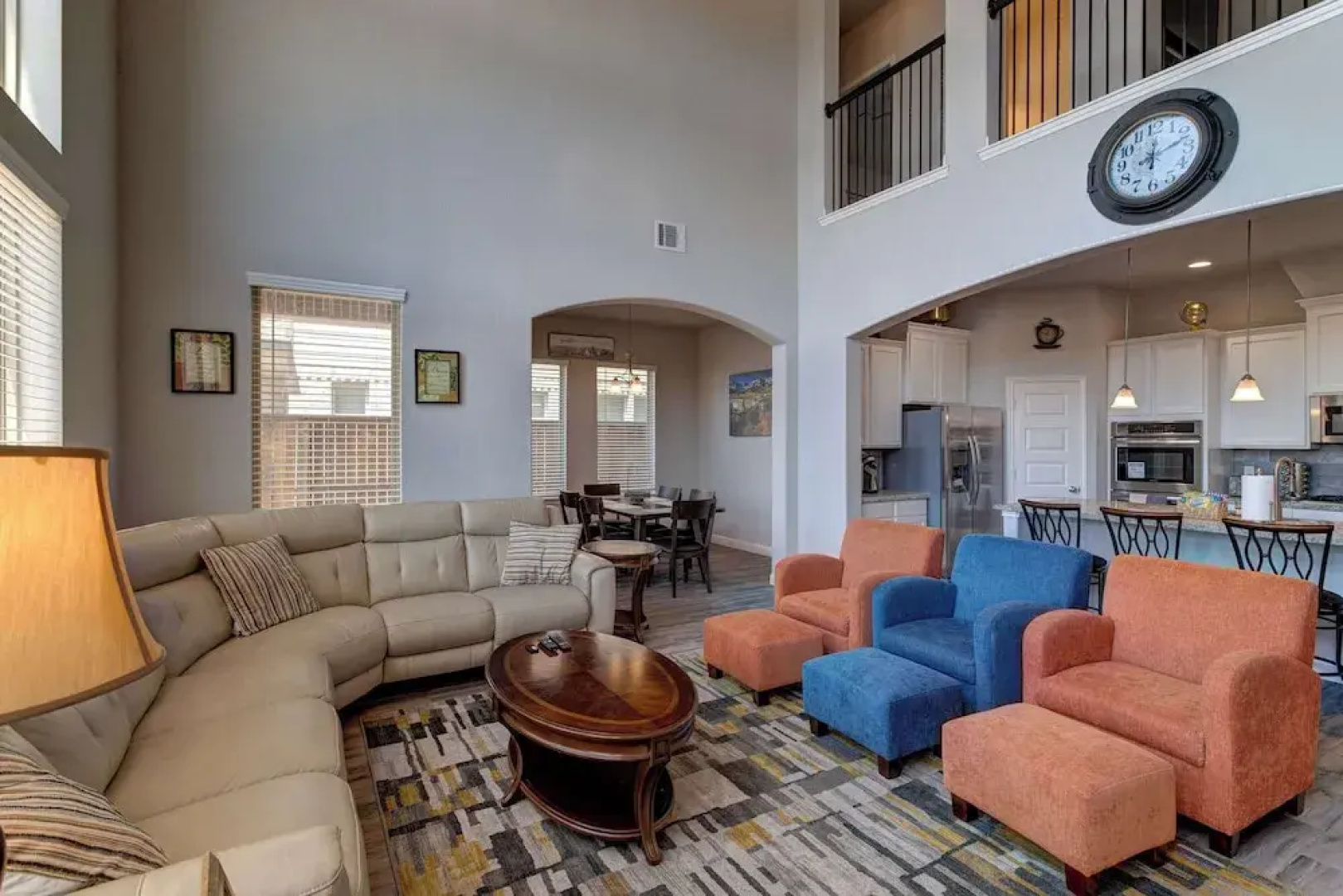 Lakeview Mansion A Chic Estate