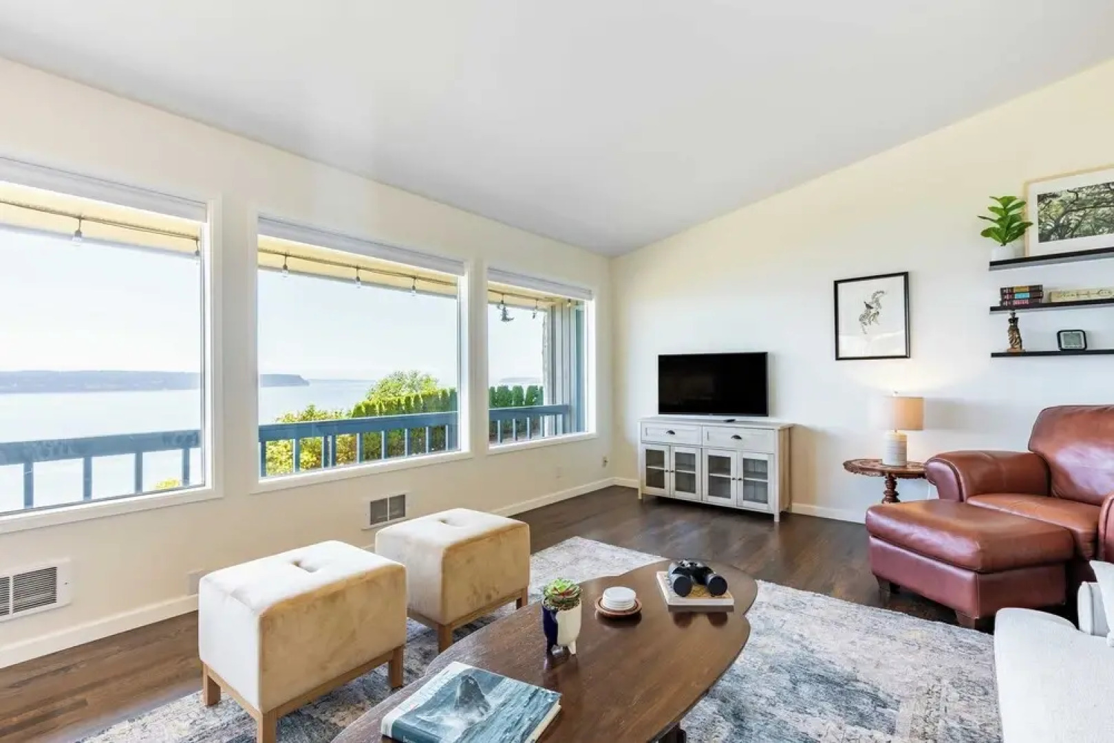 Saratoga by the Sea by Avantstay Panoramic View, Near Langley