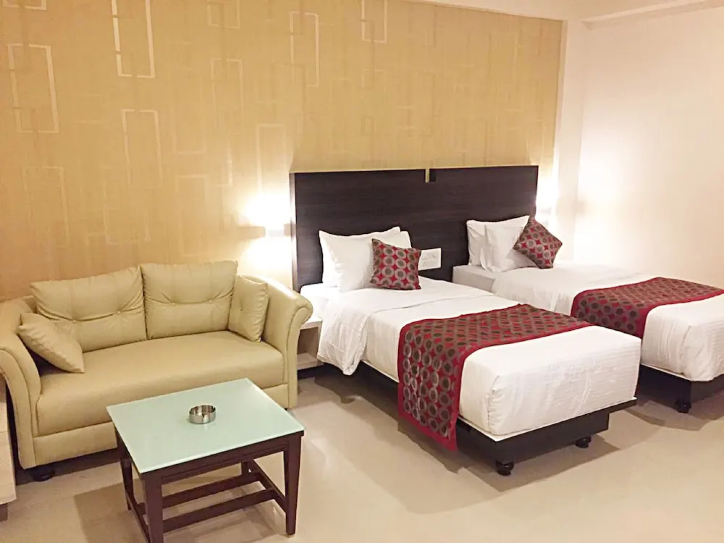 Sai International Hotel