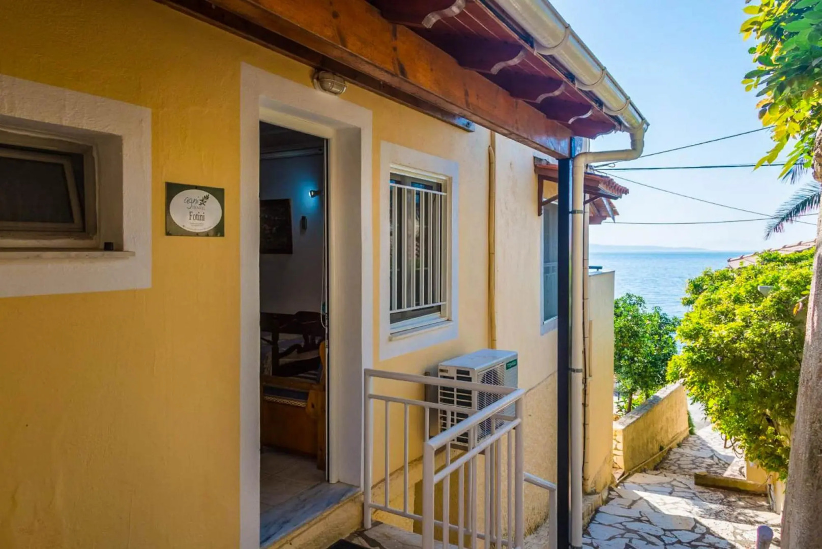 Fotini Walk to Beach Sea Views A C Wifi Car Not Required - 292