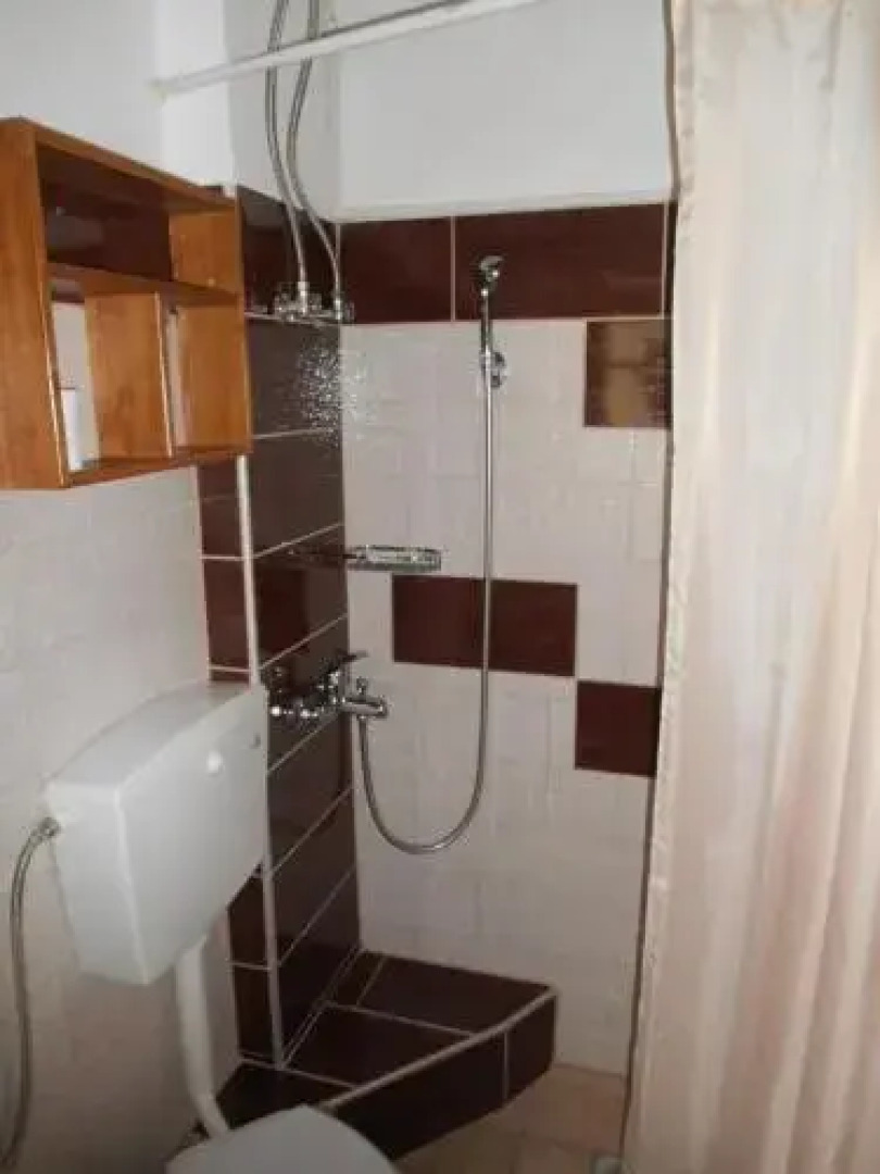 Violetta Studios & Apartments