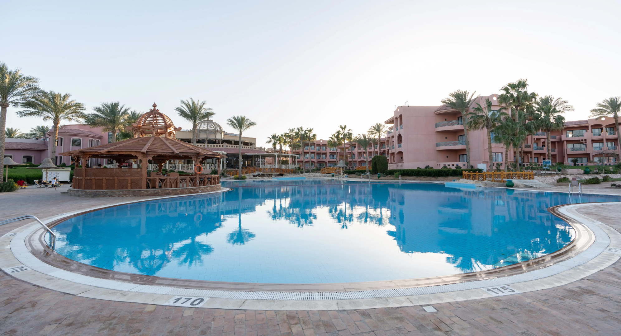 Parrotel Aqua Park Resort Sharm el-Sheikh