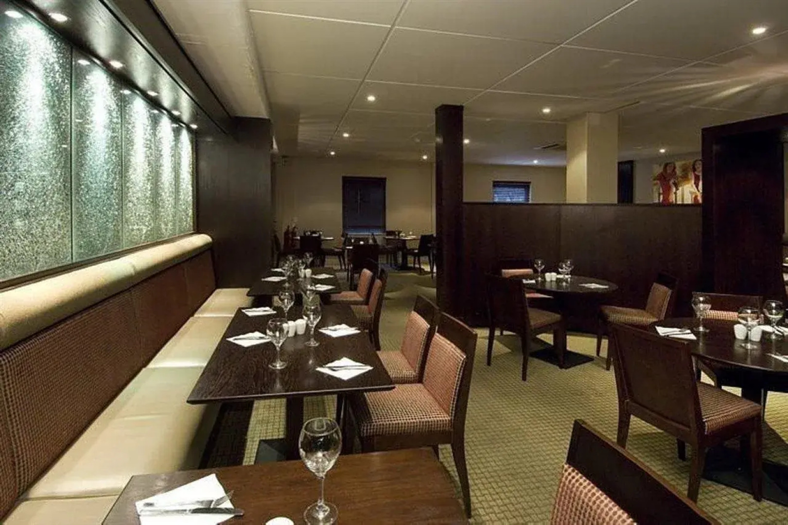 Premier Inn Manchester Trafford Centre West