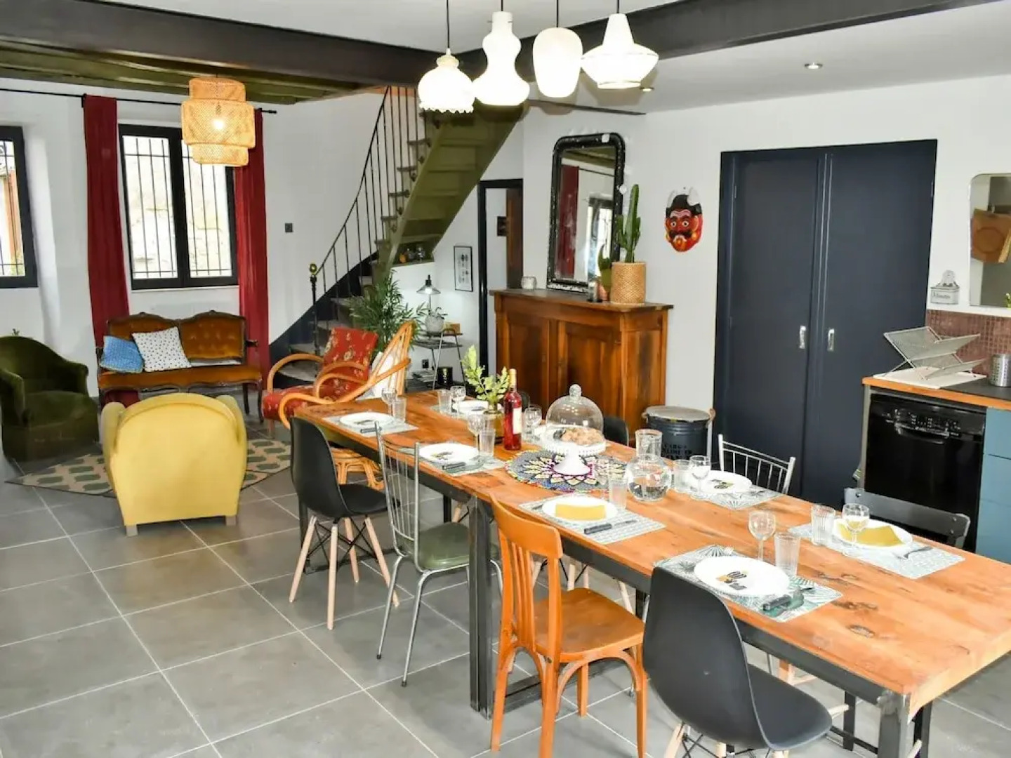 Stylish Renovated Villagehouse With Private Swimming Pool Garden and Lovely View