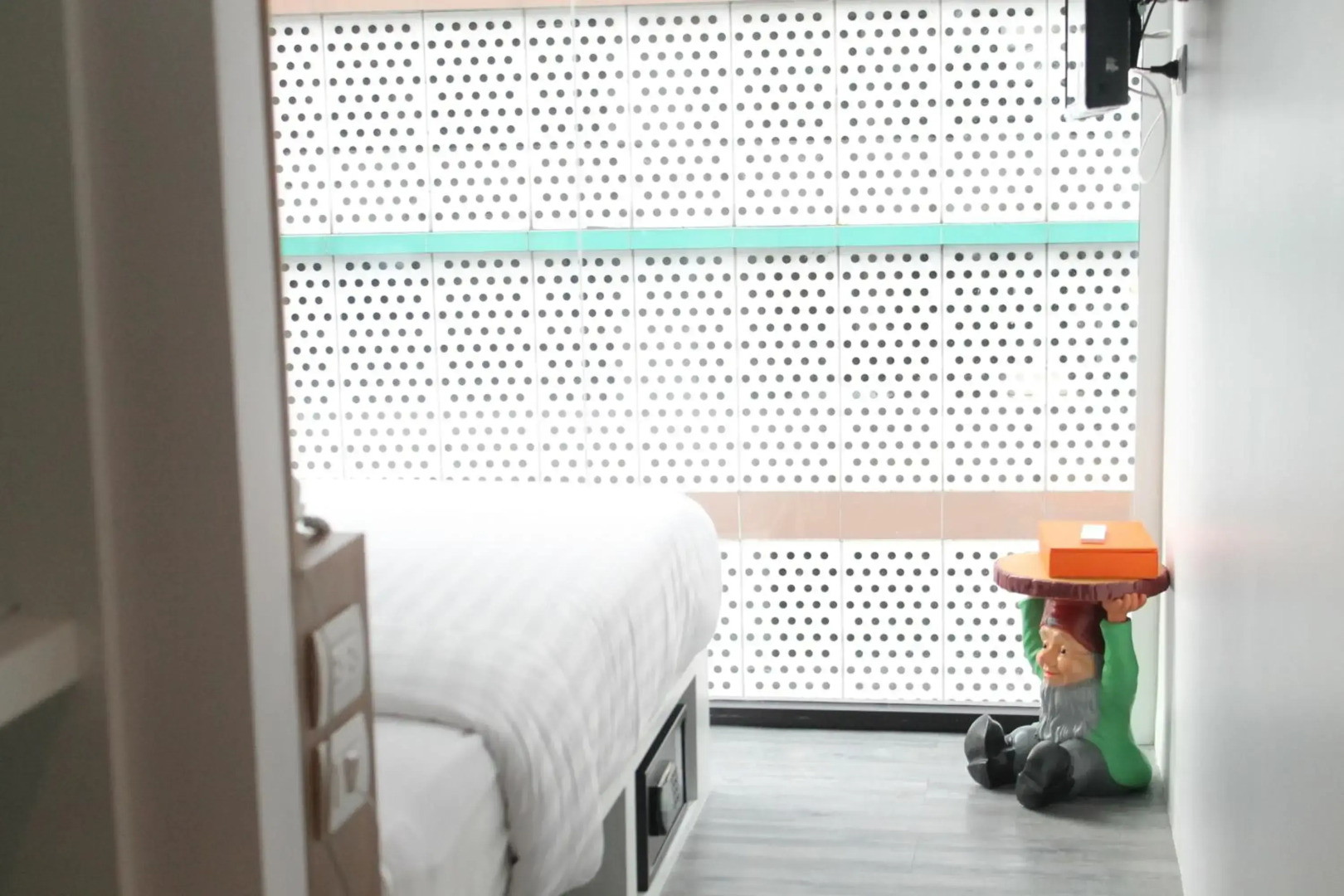 S Box Sukhumvit Hotel