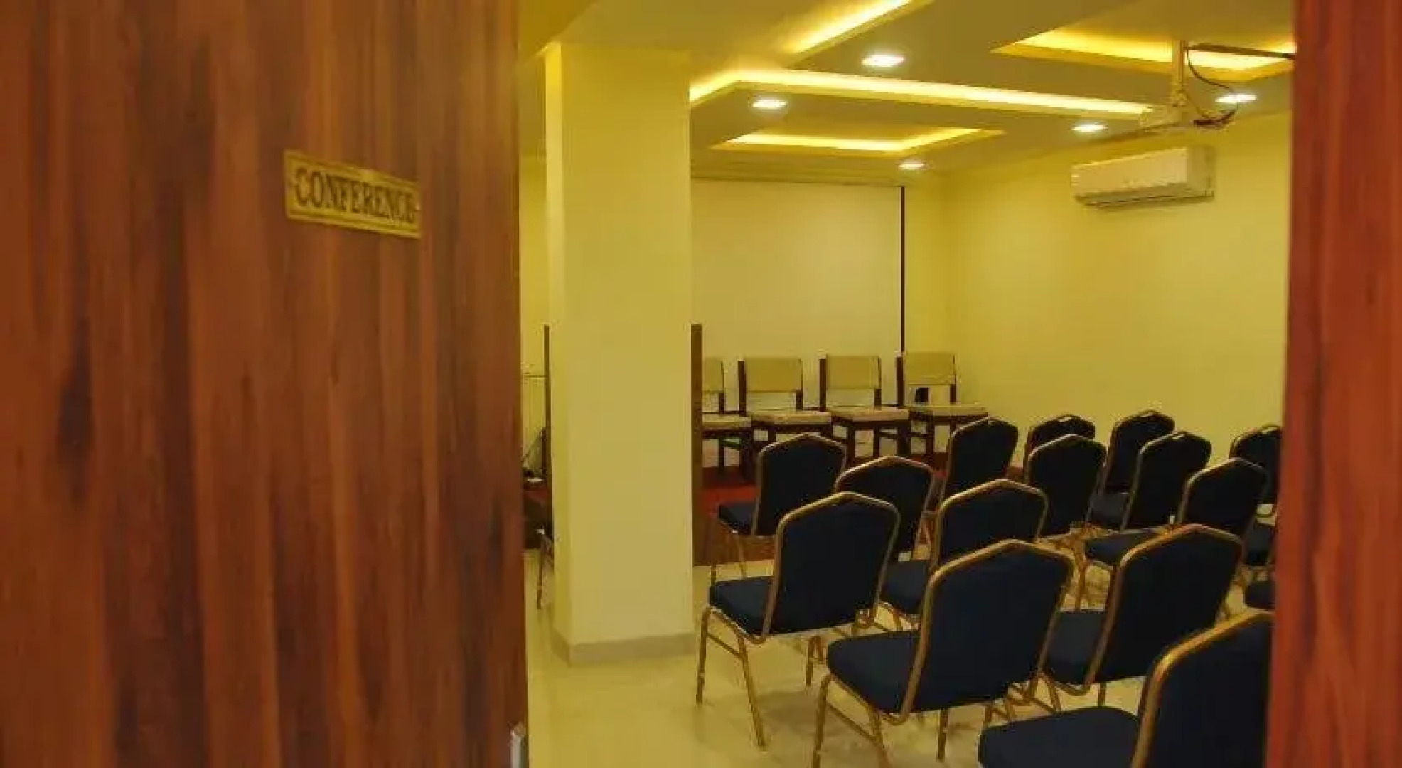 Hotel Pasupala Grand