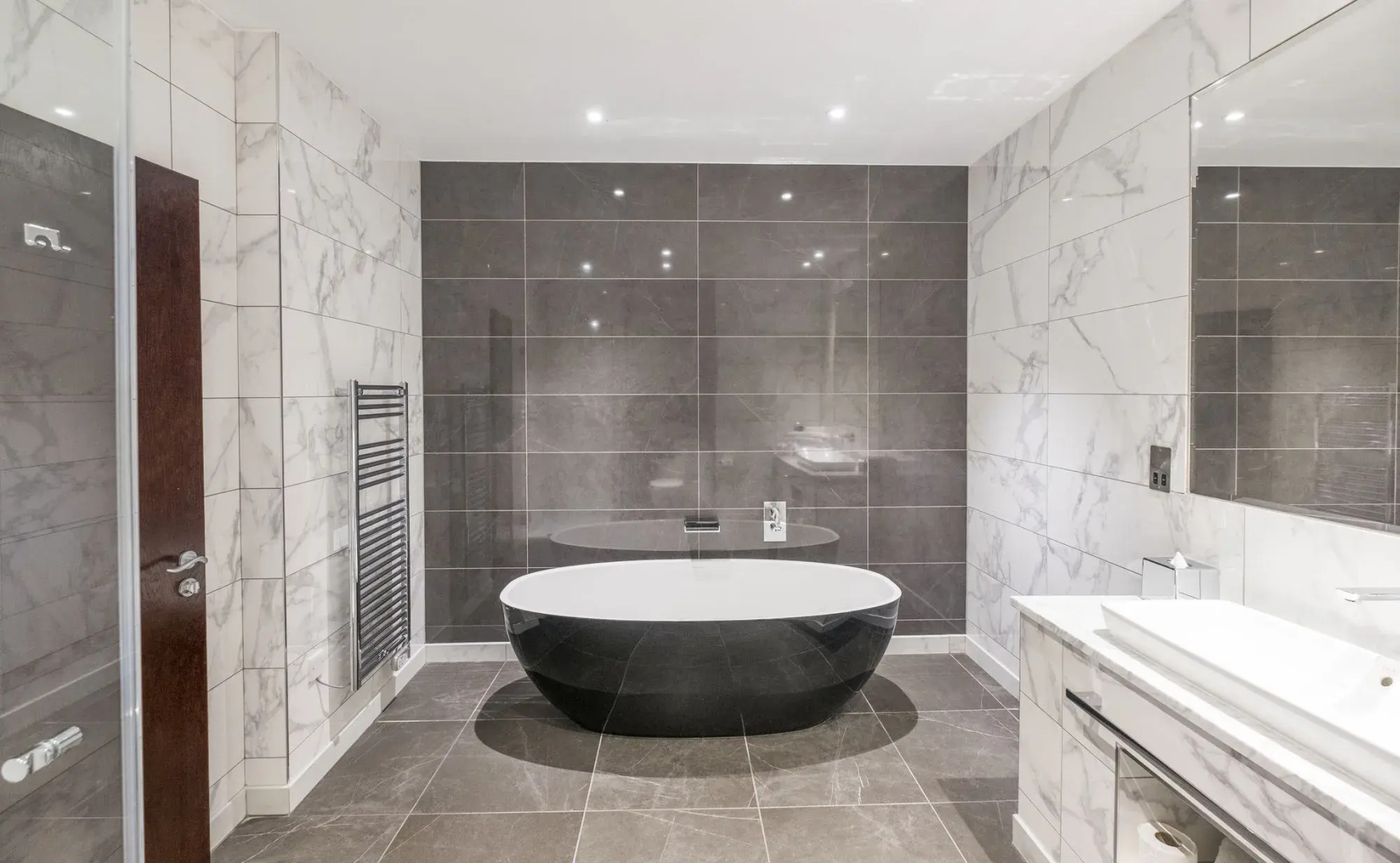 Parklands Hotel & Country Club