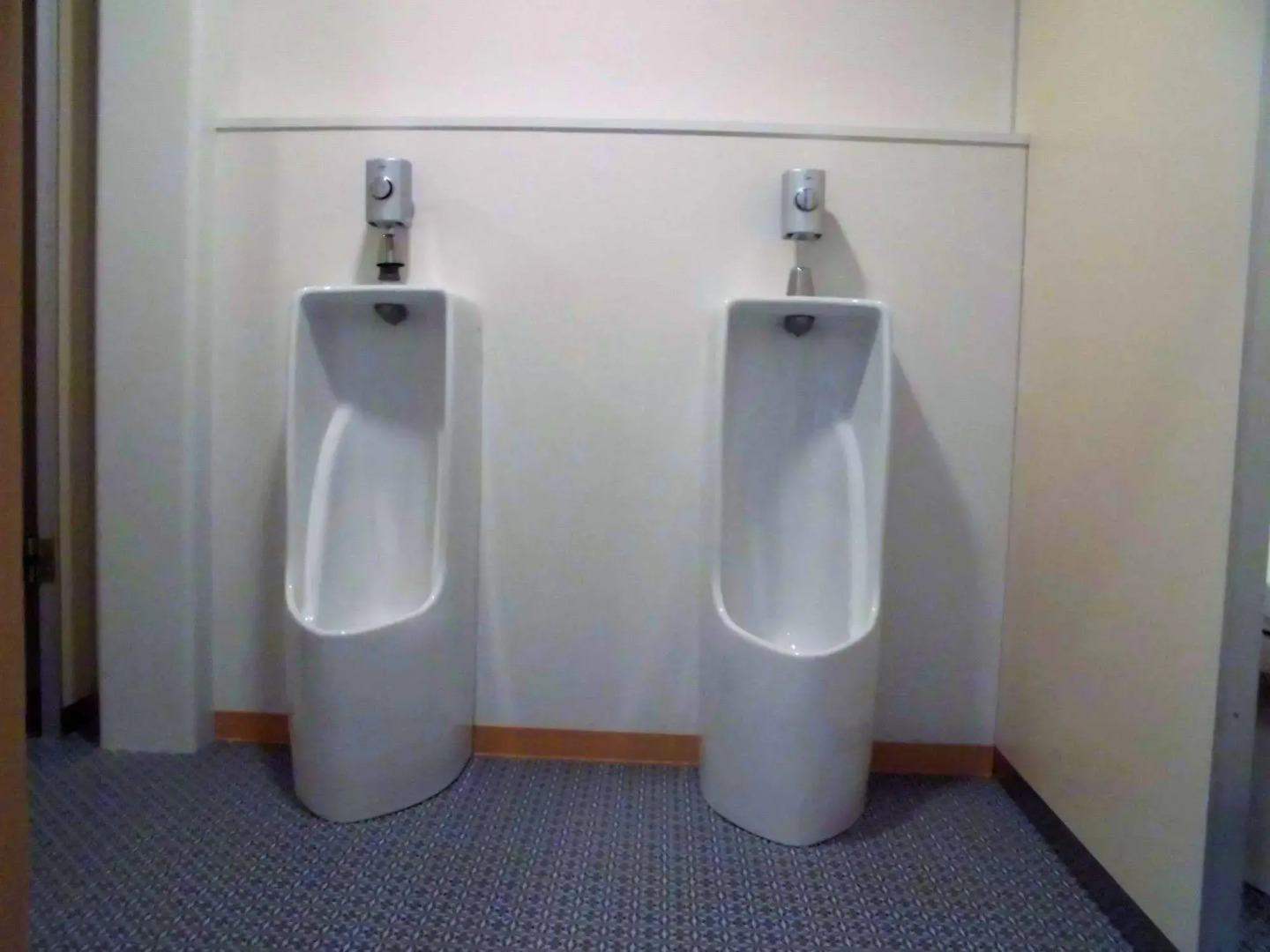 FBC Fuji Backpackers Capsule inn