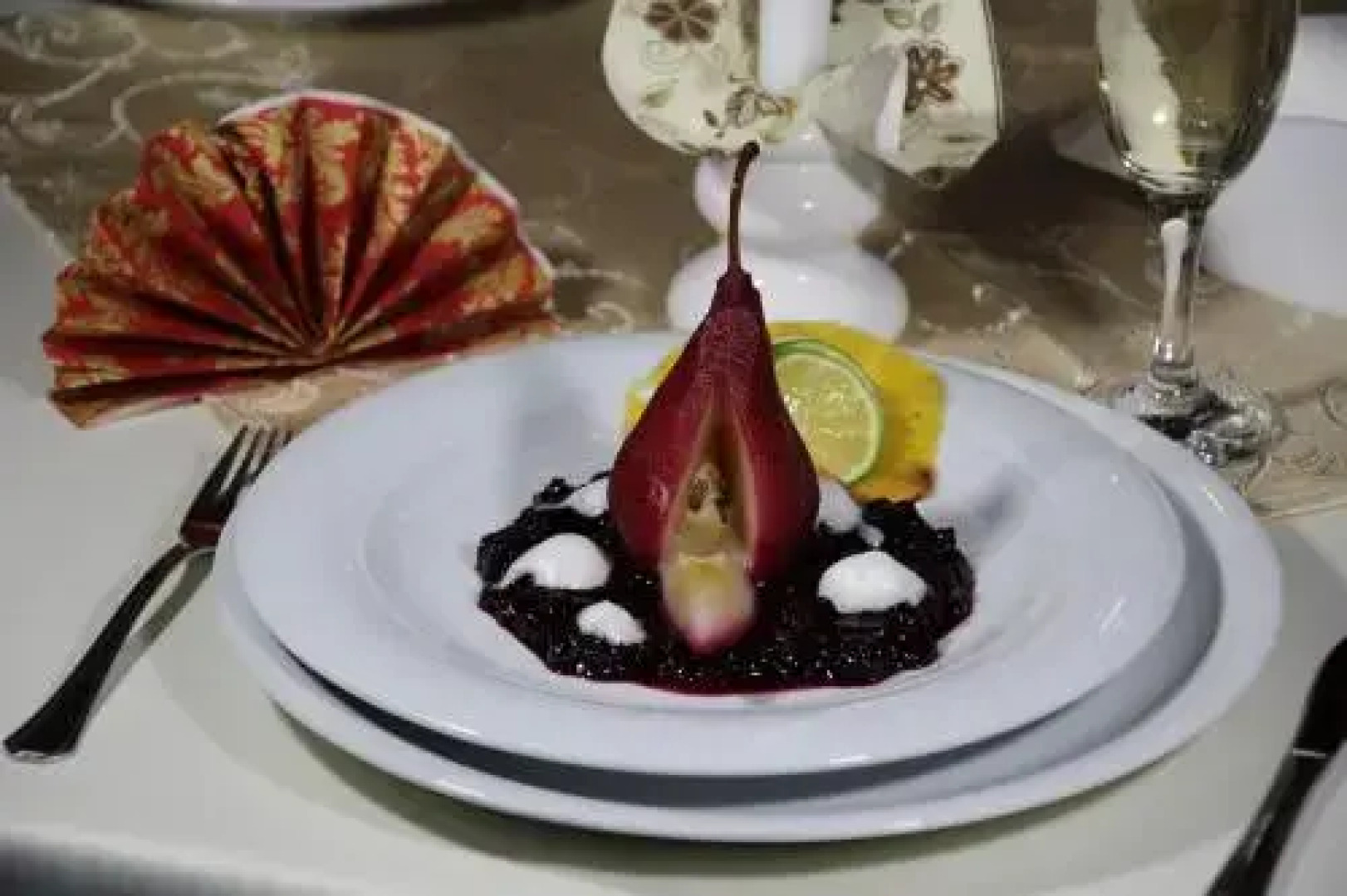 Astoria Hotel & Restaurant