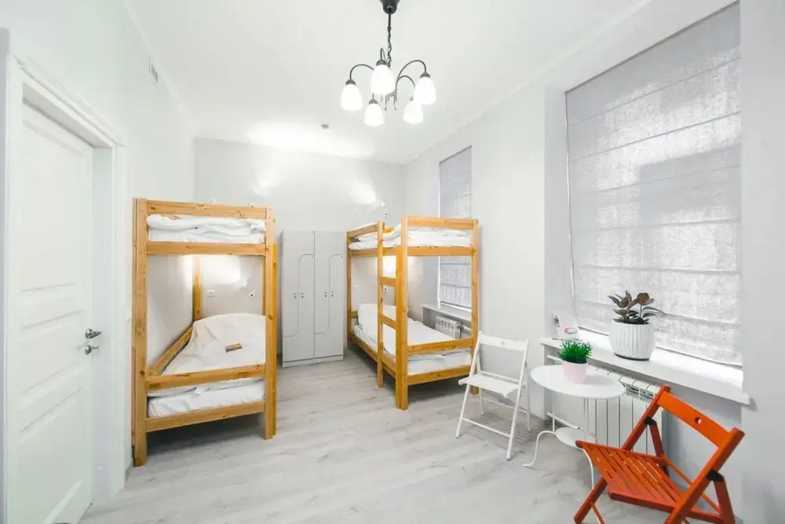 Safe Haven Nevsky 95 - Hostel