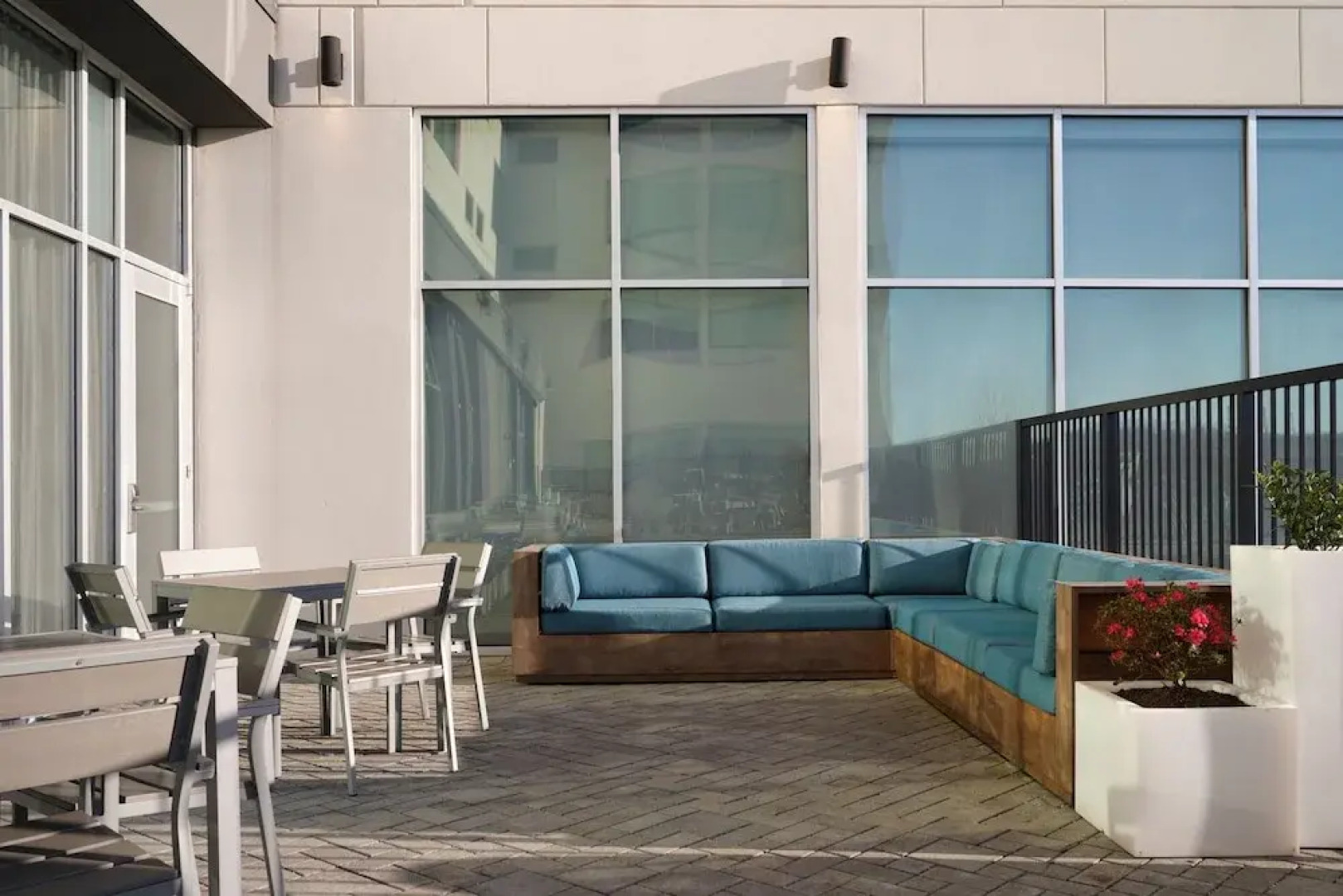 Aloft Knoxville West