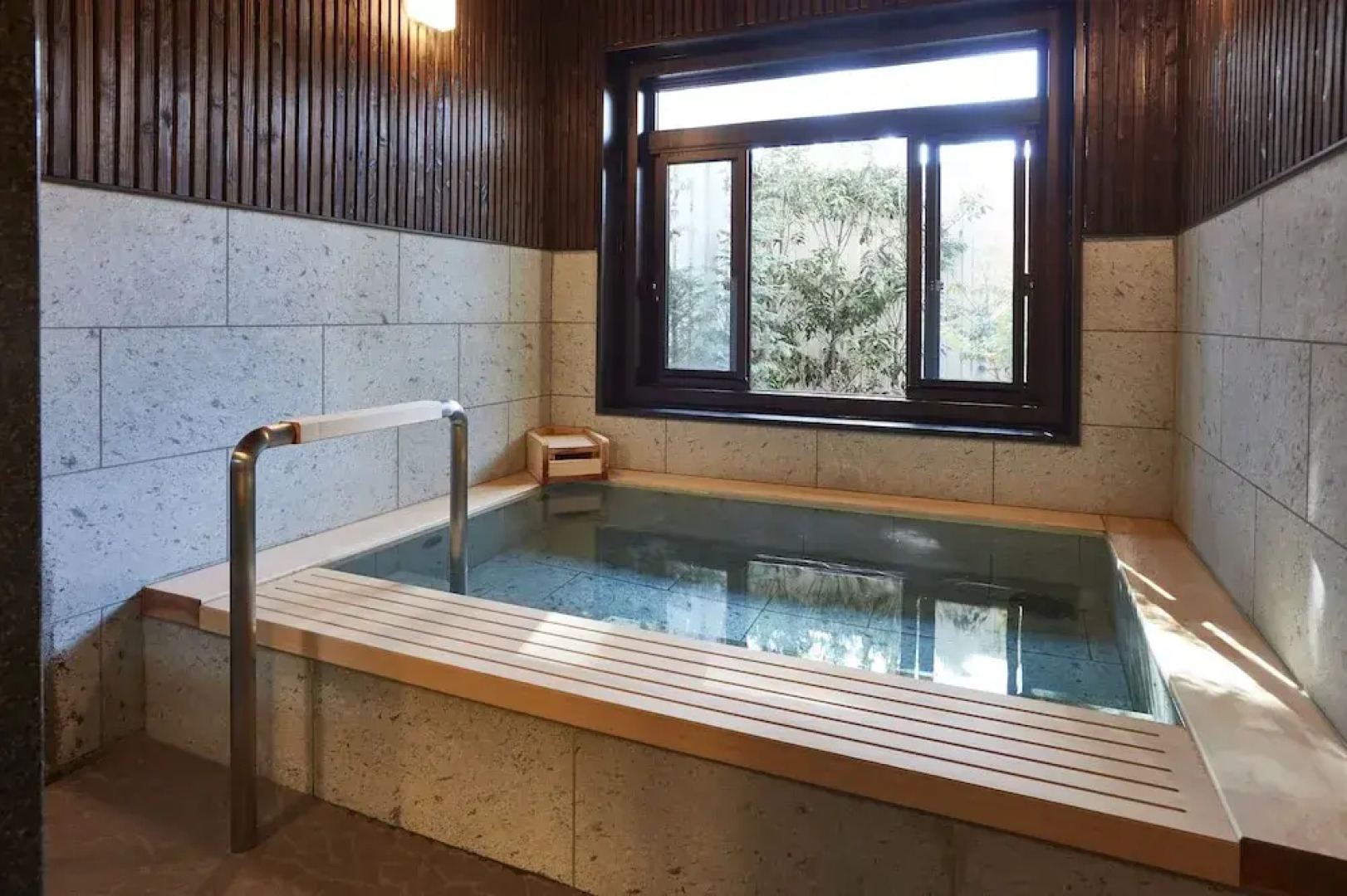 Le Chien Kyuu Karuizawa