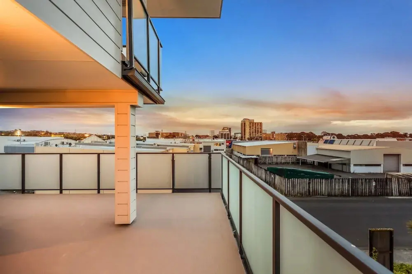 Central Manukau Hideaway