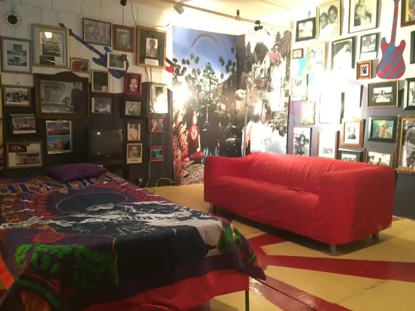 American Backpackers Hostel