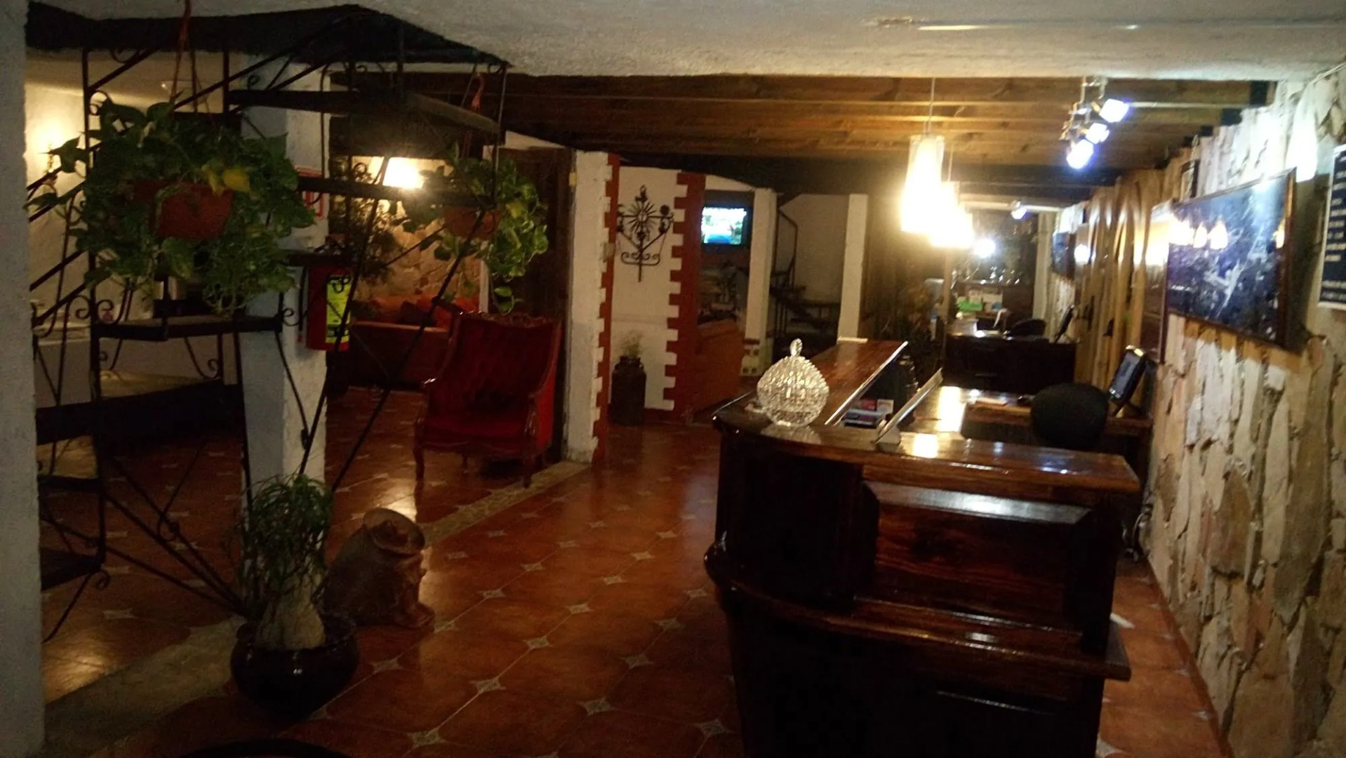 Hotel & Cava La Parroquia