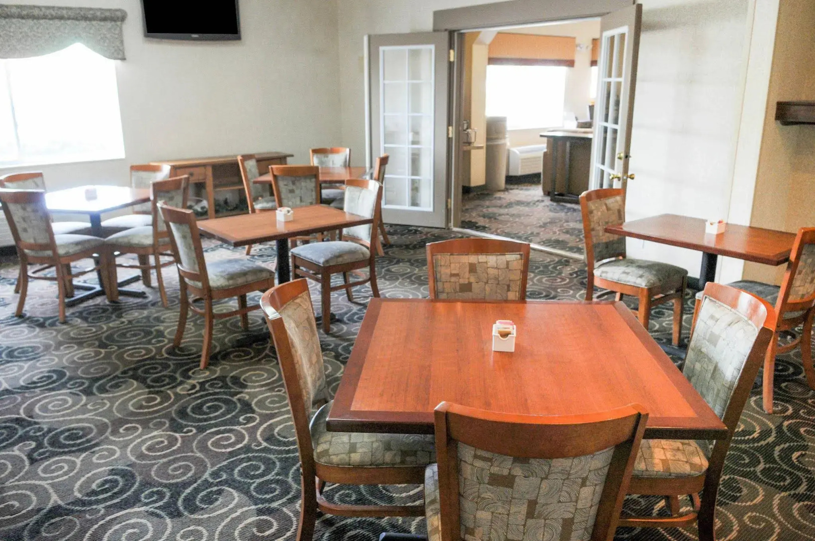 Comfort Inn & Suites Alameda at Albuquerque Balloon Fiesta Park