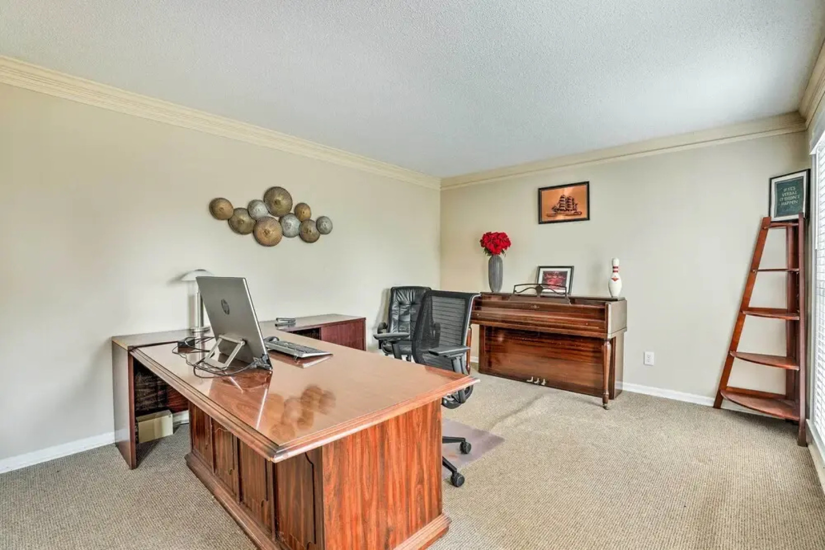 Pet-friendly House w/ Deck in Lawrenceville