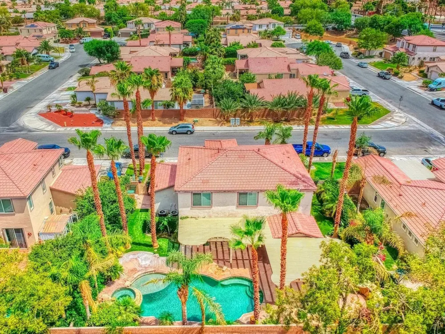 Gemini of the Desert Five Bedroom House