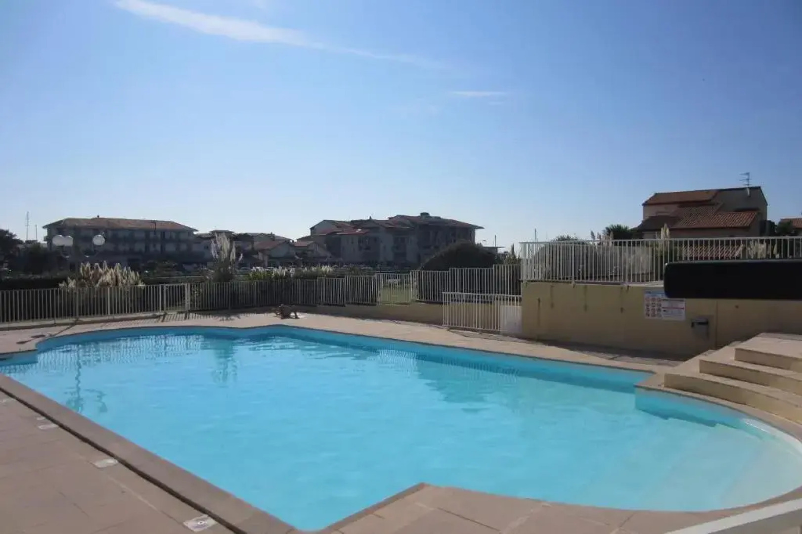 Appartement Avec Piscine En Copropriete Pour 6 Personnes- Residence Notre-Dame du Port
