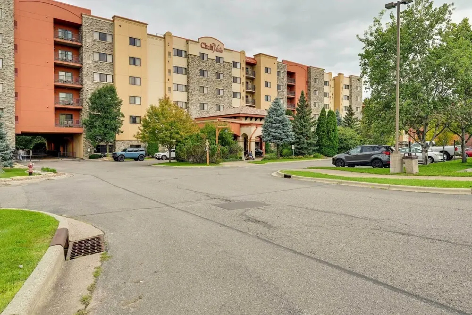 Wisconsin Dells Resort Condo w/ 2 Fireplaces