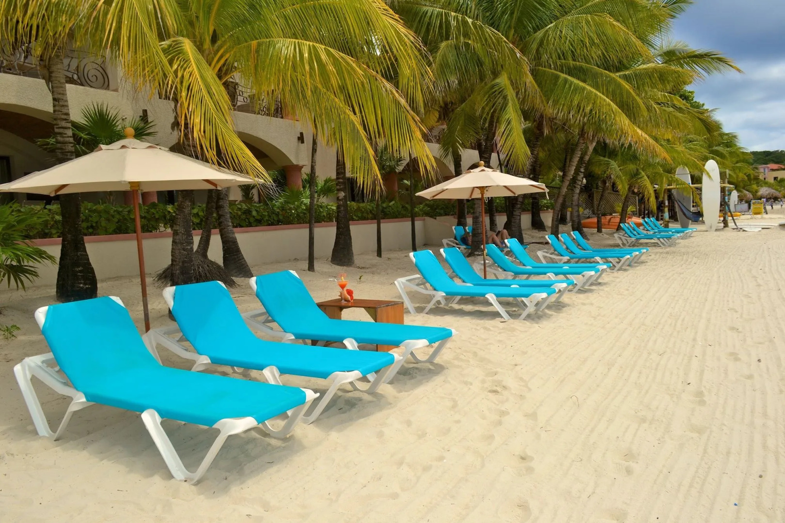 Las Sirenas by Mayan Princess