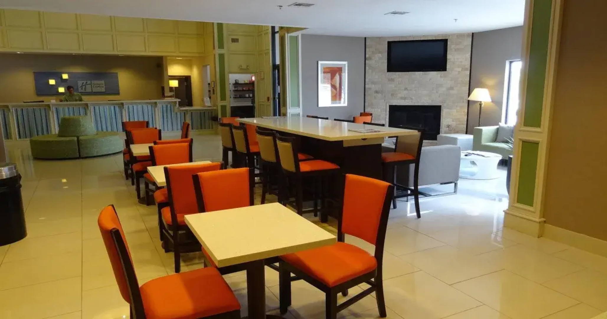 Holiday Inn Express Kansas City-Bonner Springs by IHG
