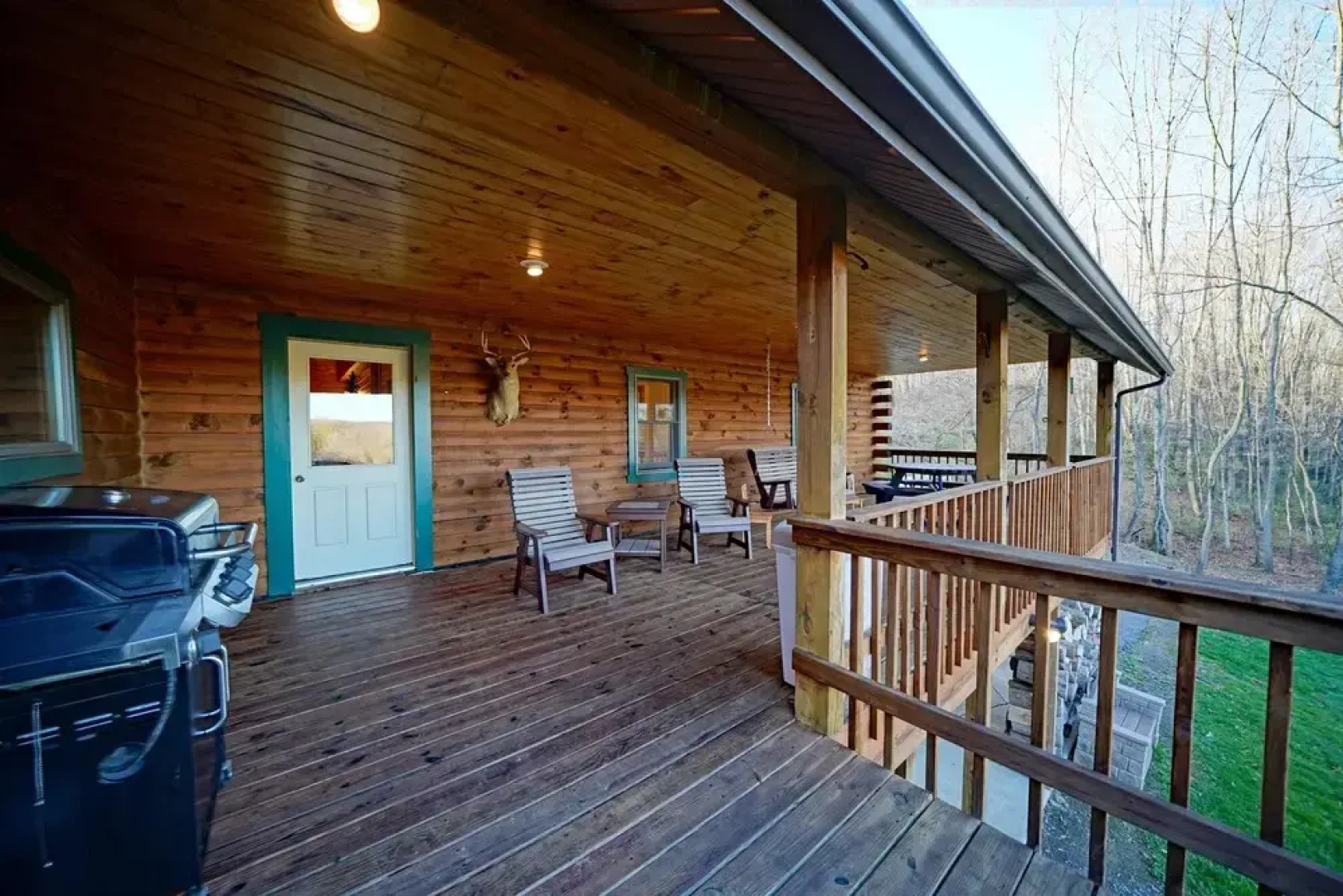 Lazy Bear Lodge ~ Mountain Views ~ Pool Table