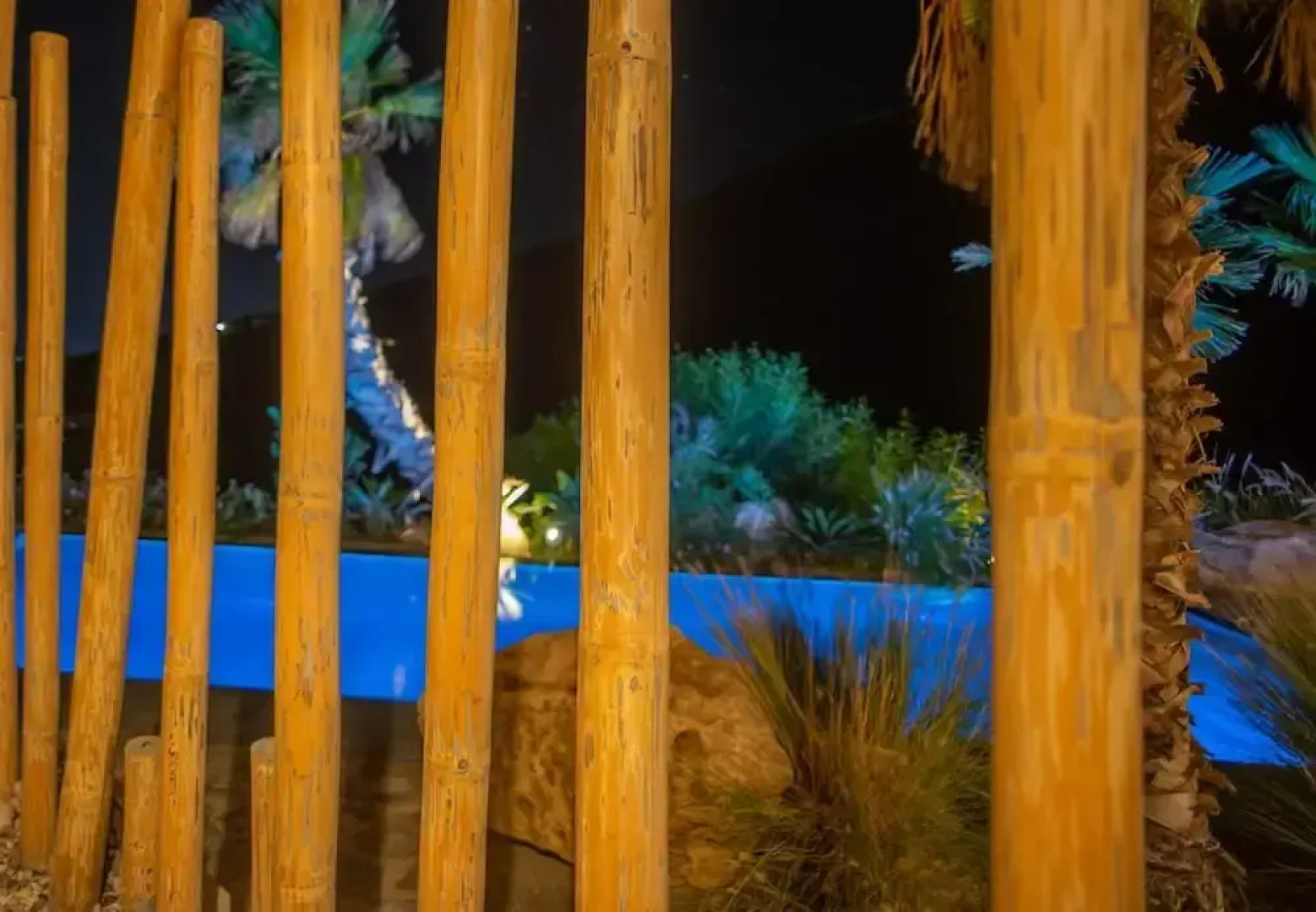 Luxury Villa Delphinus - Allparos Villas