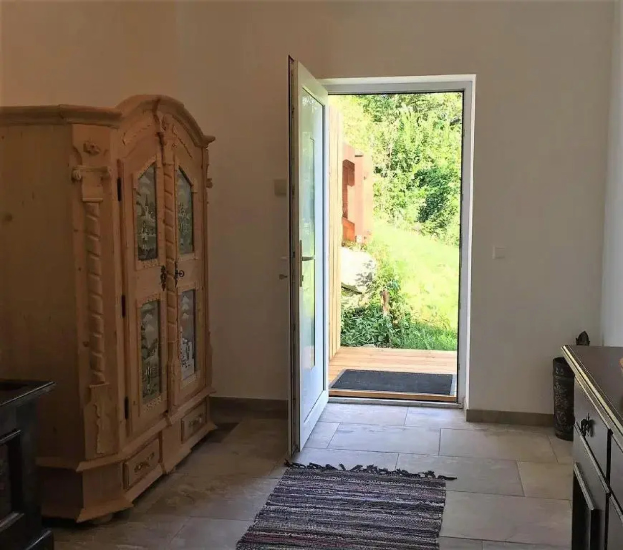 Zirben Appartement zwischen Berg und See