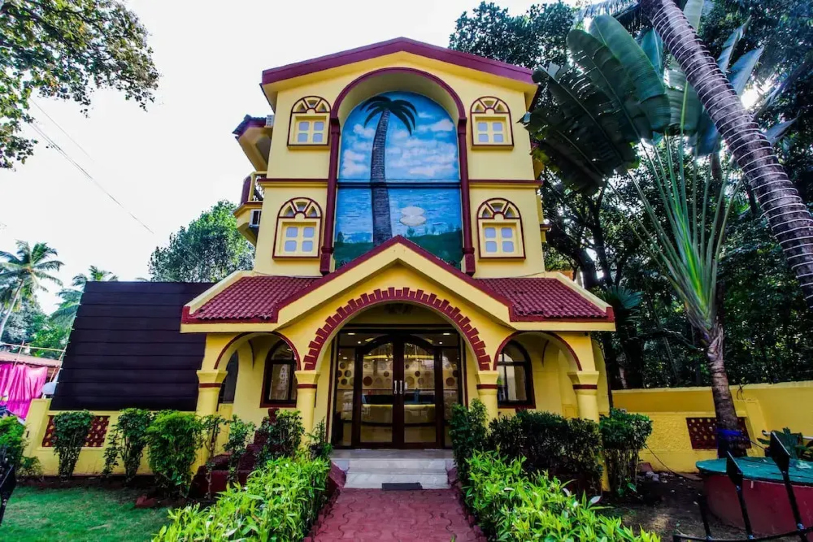 OYO 17167 Flagship Abalone Resort