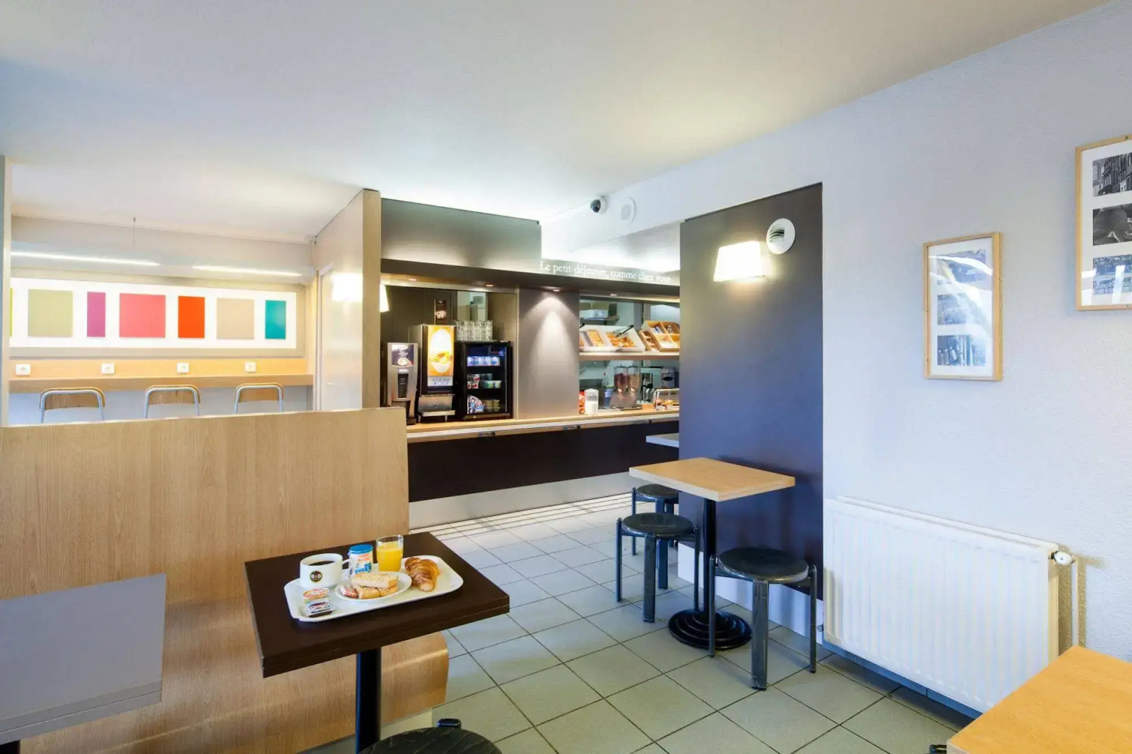 B&B HOTEL CHARTRES Le Forum (1)