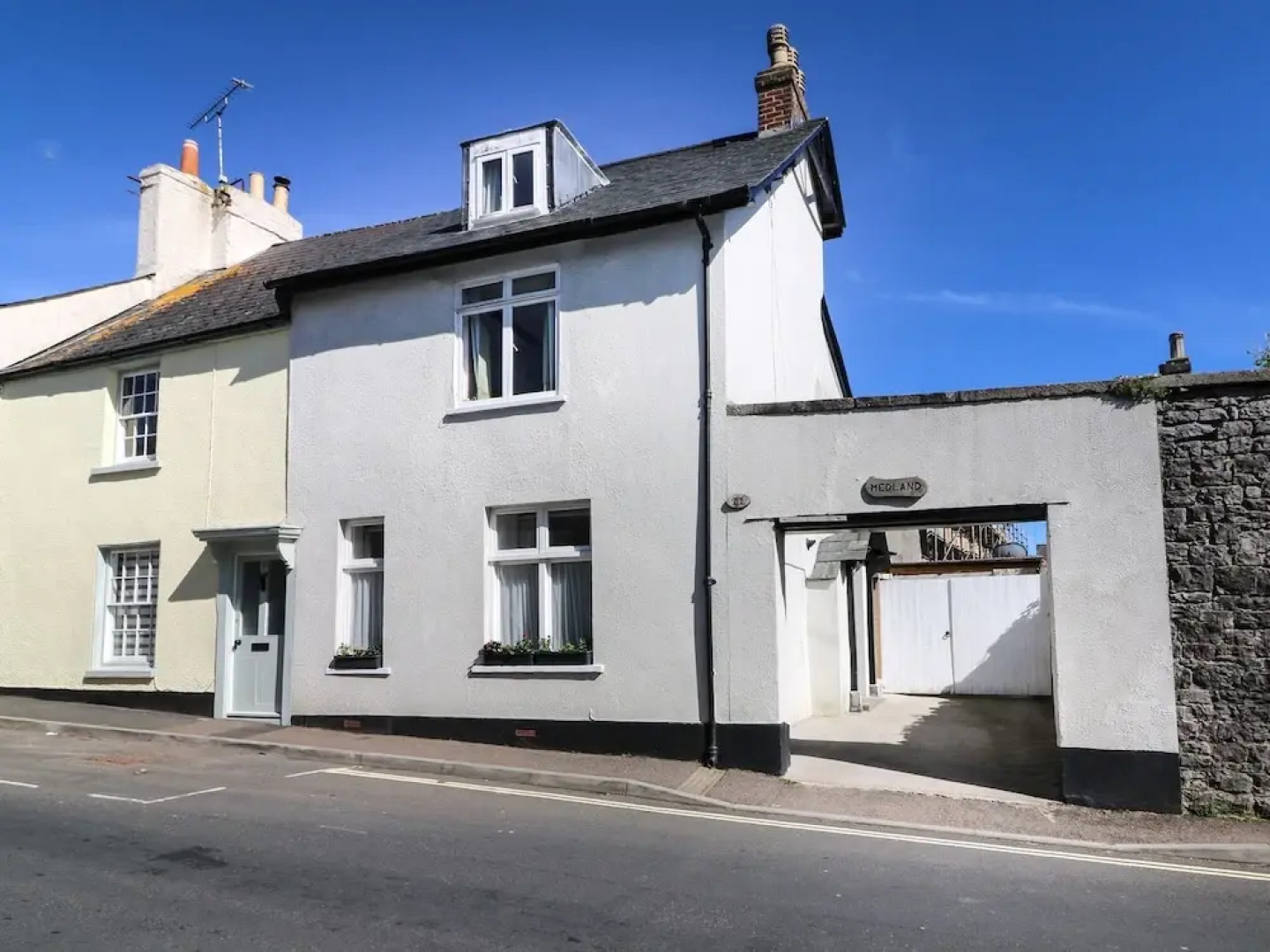 Medland, Newton Abbot