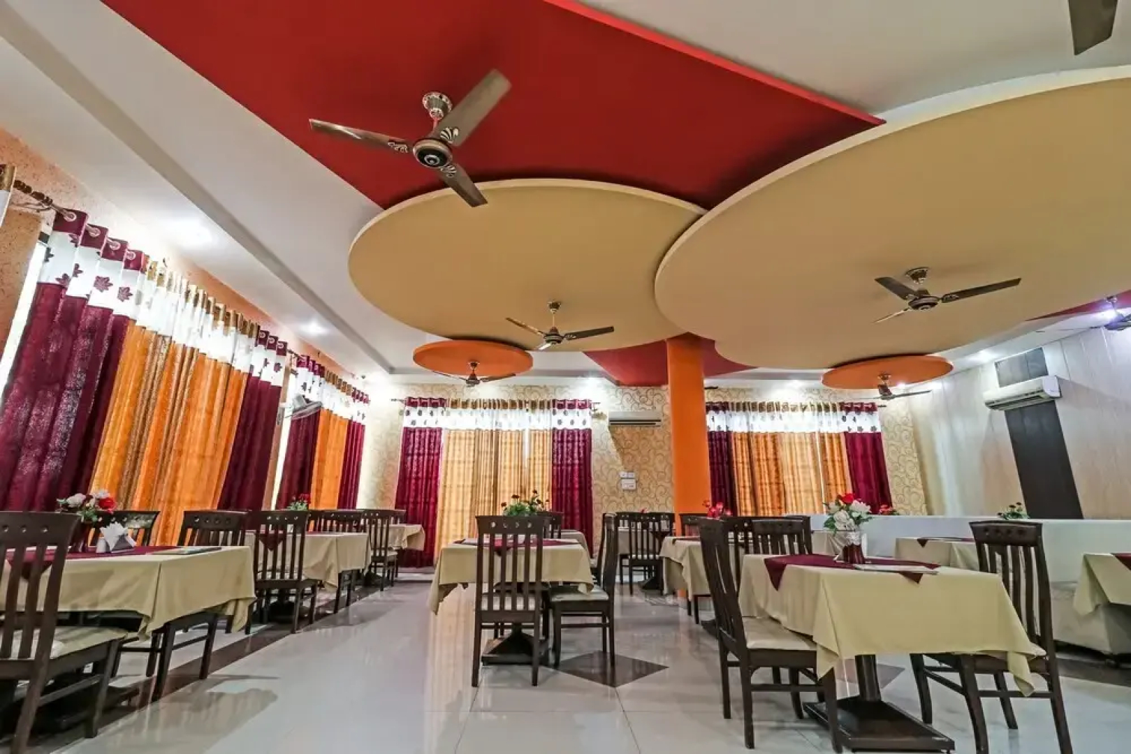 OYO 18465 Hotel Nestway