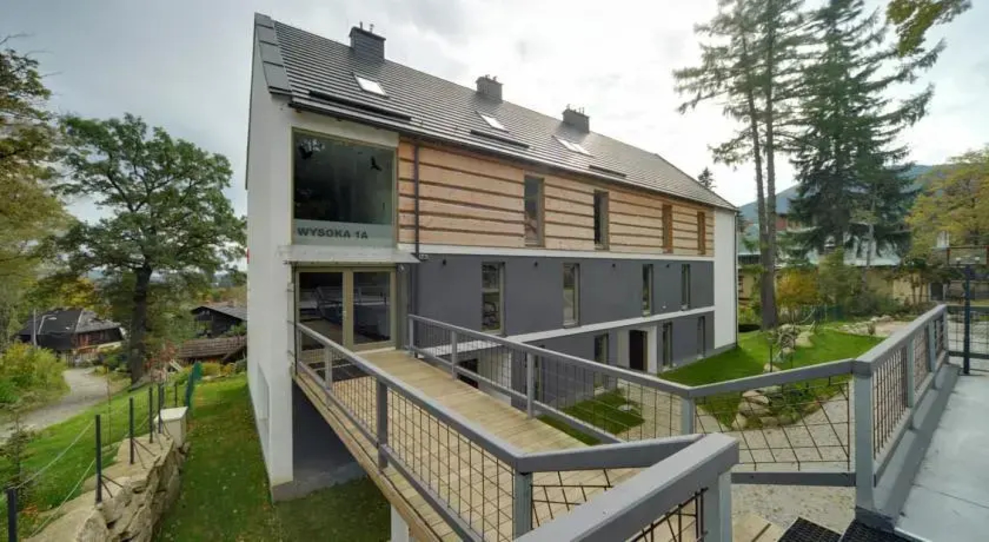 Willa Laser - Sun Seasons 24