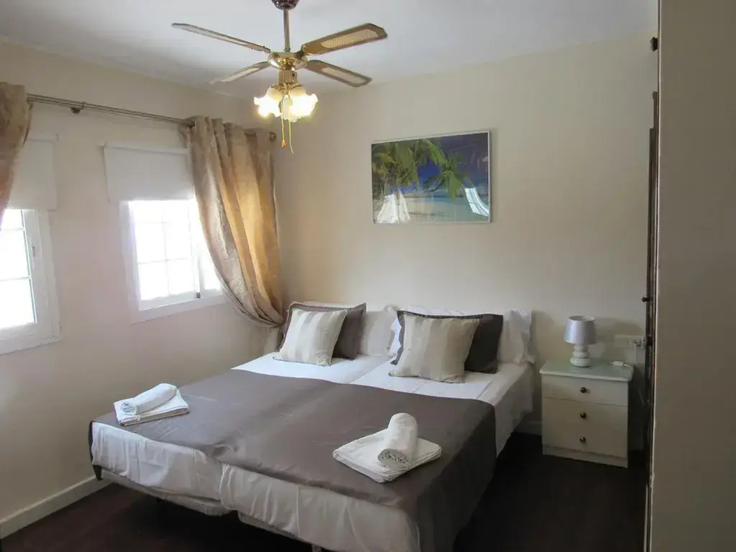 Отель Los Arcos